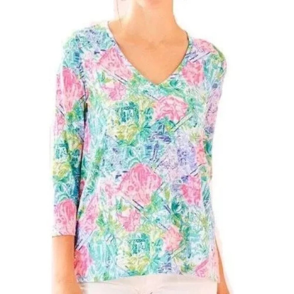 Lilly Pulitzer Etta V-Neck Top 3/4 Sleeve Party Wave
